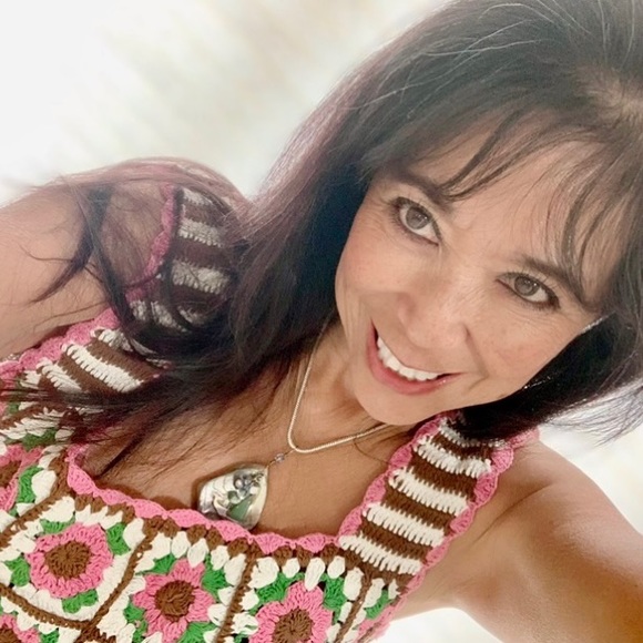 Meet your Posher, Justine - Picture 4 of 12